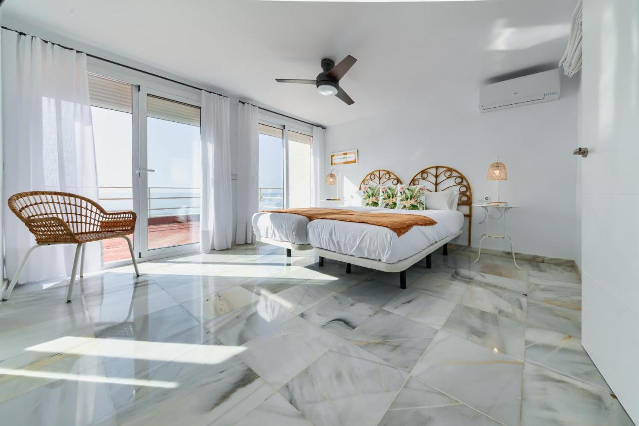 Holidays2Fuengirola Duplex With Stunning Sea View, Terraces,1St Line Beside Port 외부 사진