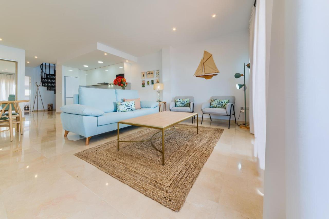 Holidays2Fuengirola Duplex With Stunning Sea View, Terraces,1St Line Beside Port 외부 사진