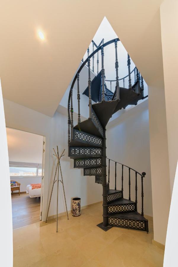 Holidays2Fuengirola Duplex With Stunning Sea View, Terraces,1St Line Beside Port 외부 사진