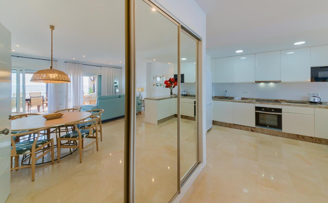 Holidays2Fuengirola Duplex With Stunning Sea View, Terraces,1St Line Beside Port 외부 사진