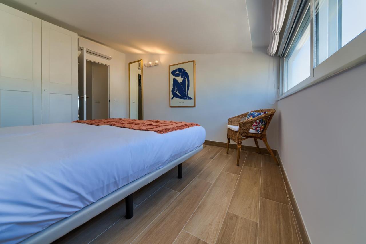 Holidays2Fuengirola Duplex With Stunning Sea View, Terraces,1St Line Beside Port 외부 사진